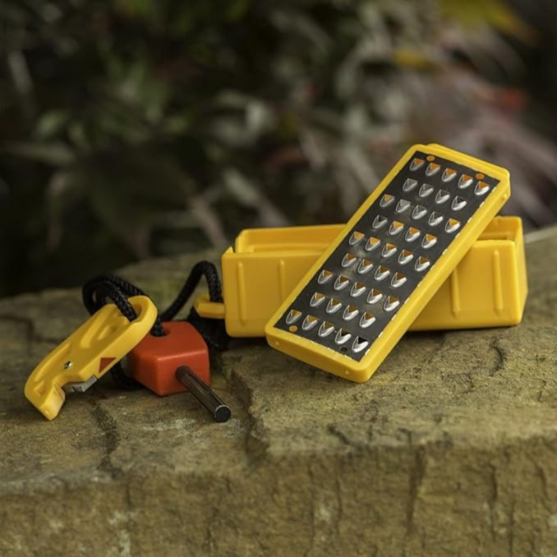صانع الموثق خفيف الوزن مع مشغل - مراجعة Magnesium Fire Starter وسعره